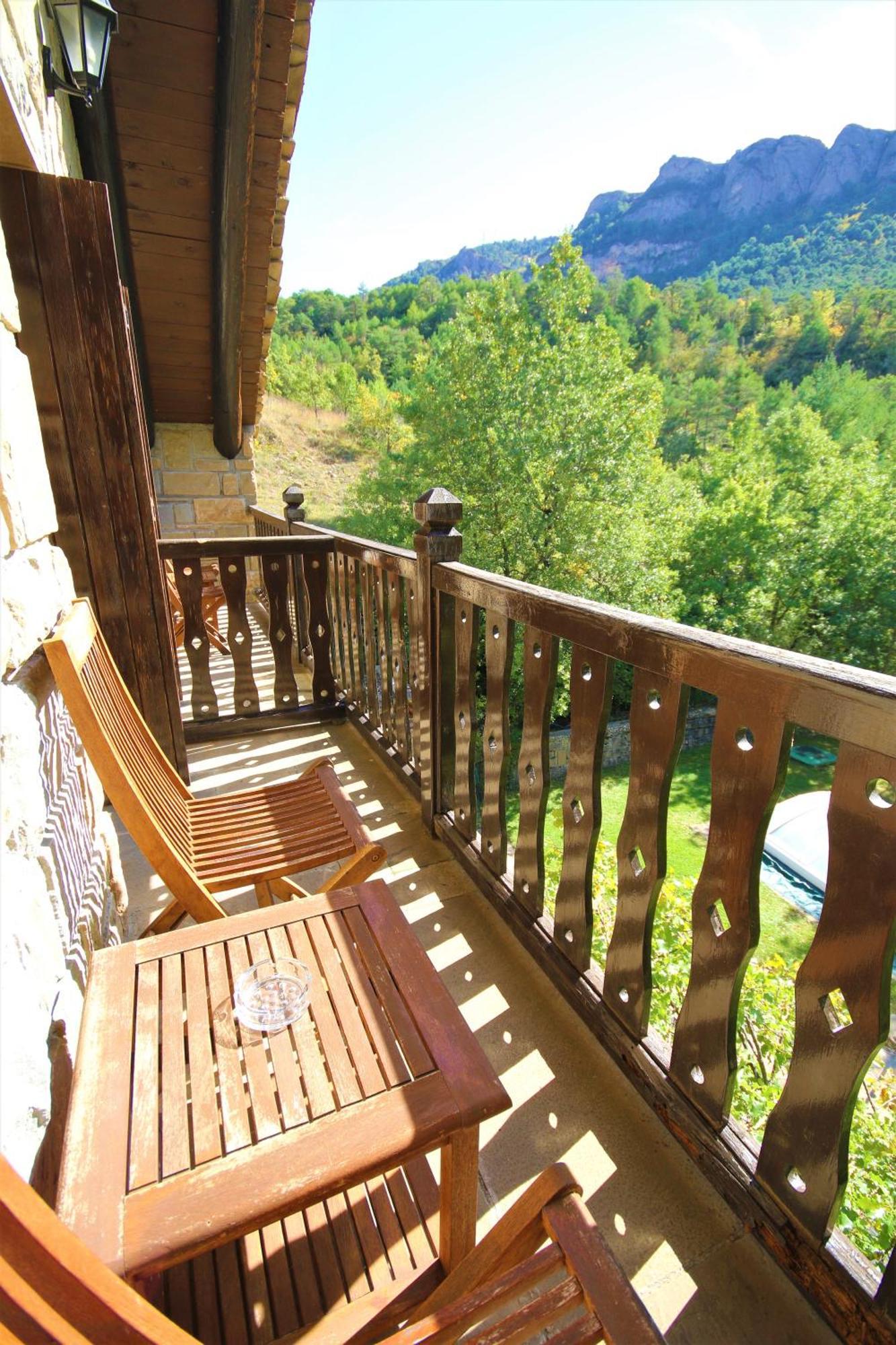 Hotel Rural El Mirador De Los Pirineos Santa Cruz de la Serós Eksteriør billede