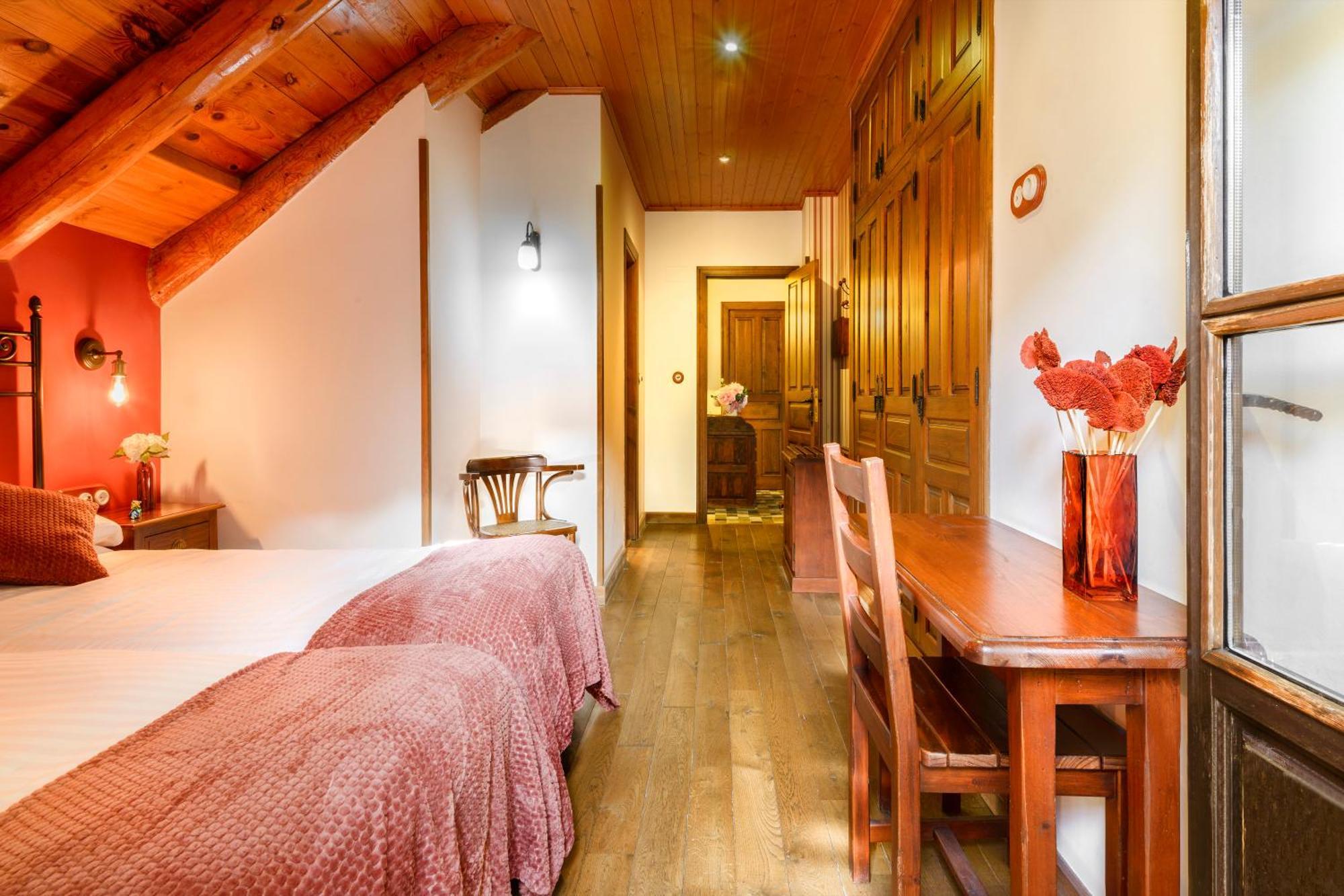 Hotel Rural El Mirador De Los Pirineos Santa Cruz de la Serós Eksteriør billede