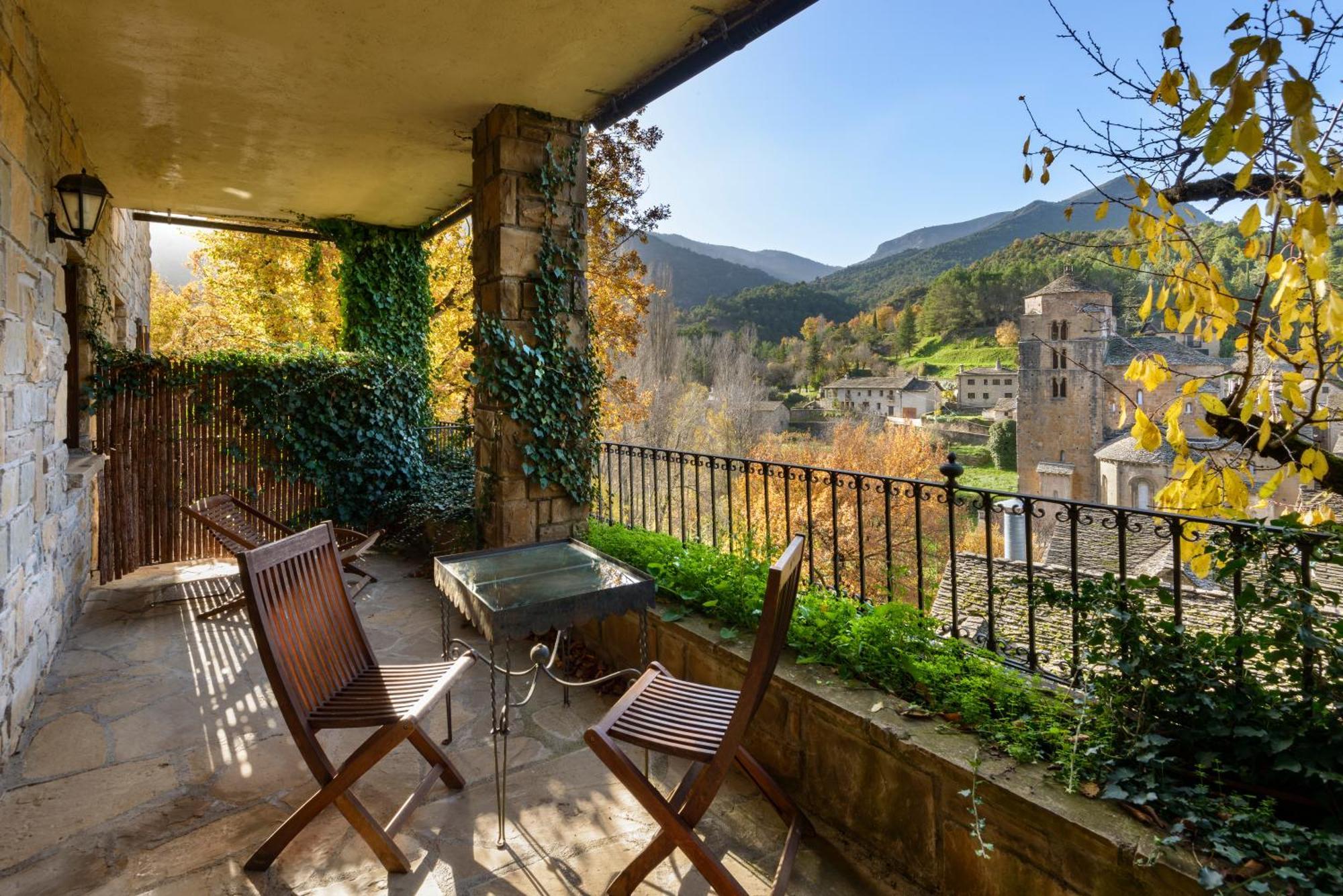 Hotel Rural El Mirador De Los Pirineos Santa Cruz de la Serós Eksteriør billede