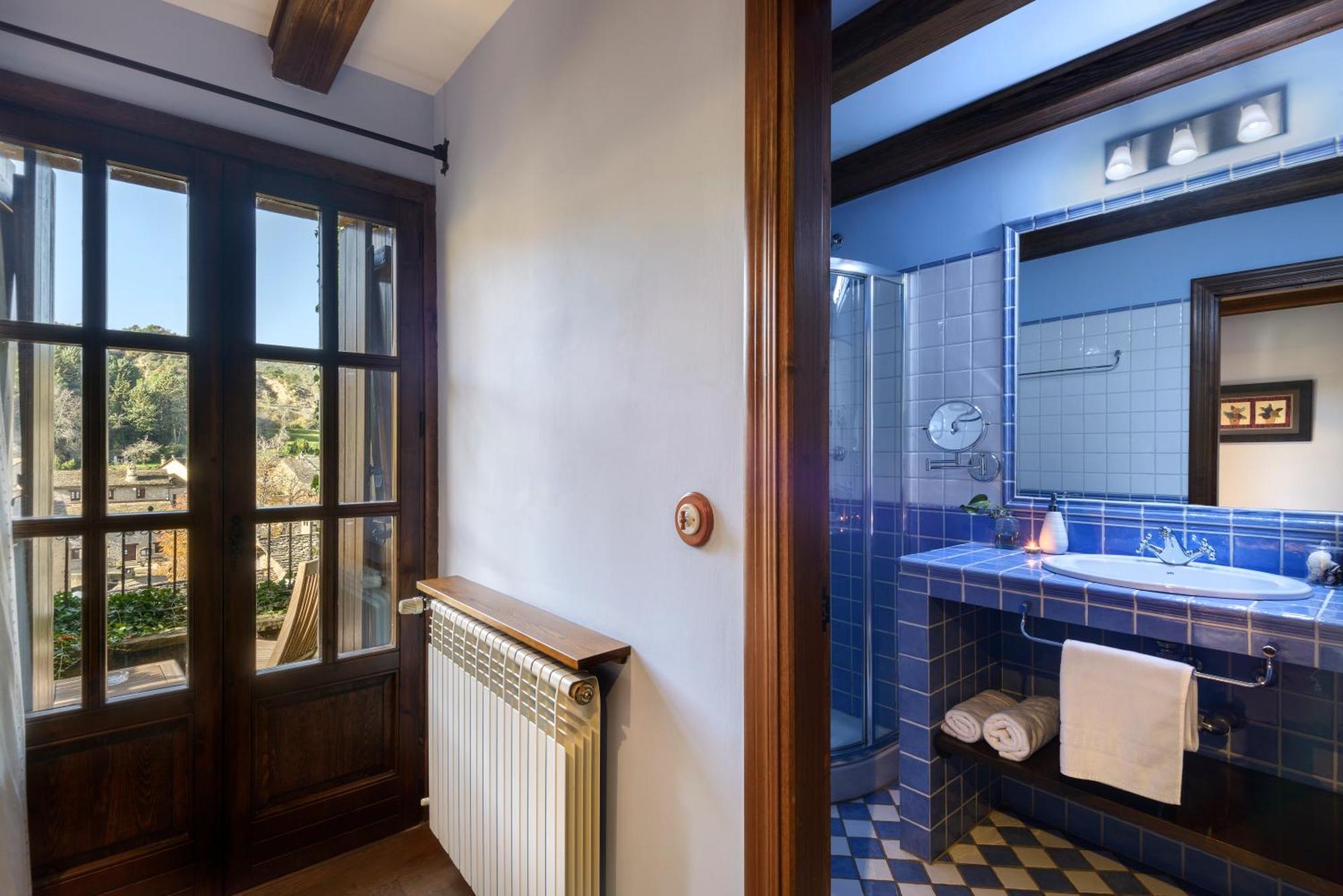 Hotel Rural El Mirador De Los Pirineos Santa Cruz de la Serós Eksteriør billede