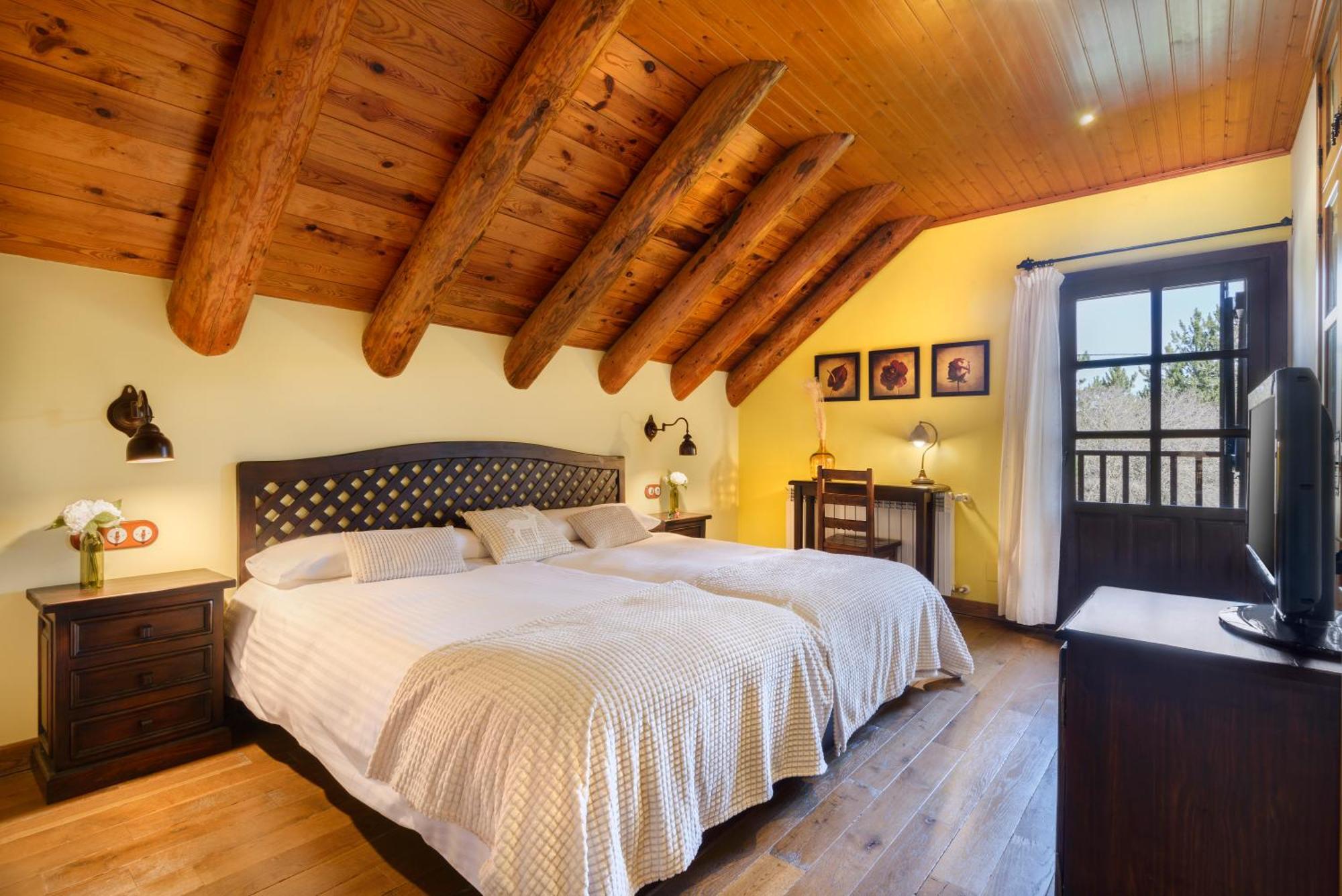 Hotel Rural El Mirador De Los Pirineos Santa Cruz de la Serós Eksteriør billede